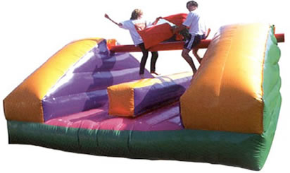 competition game of pillow fight